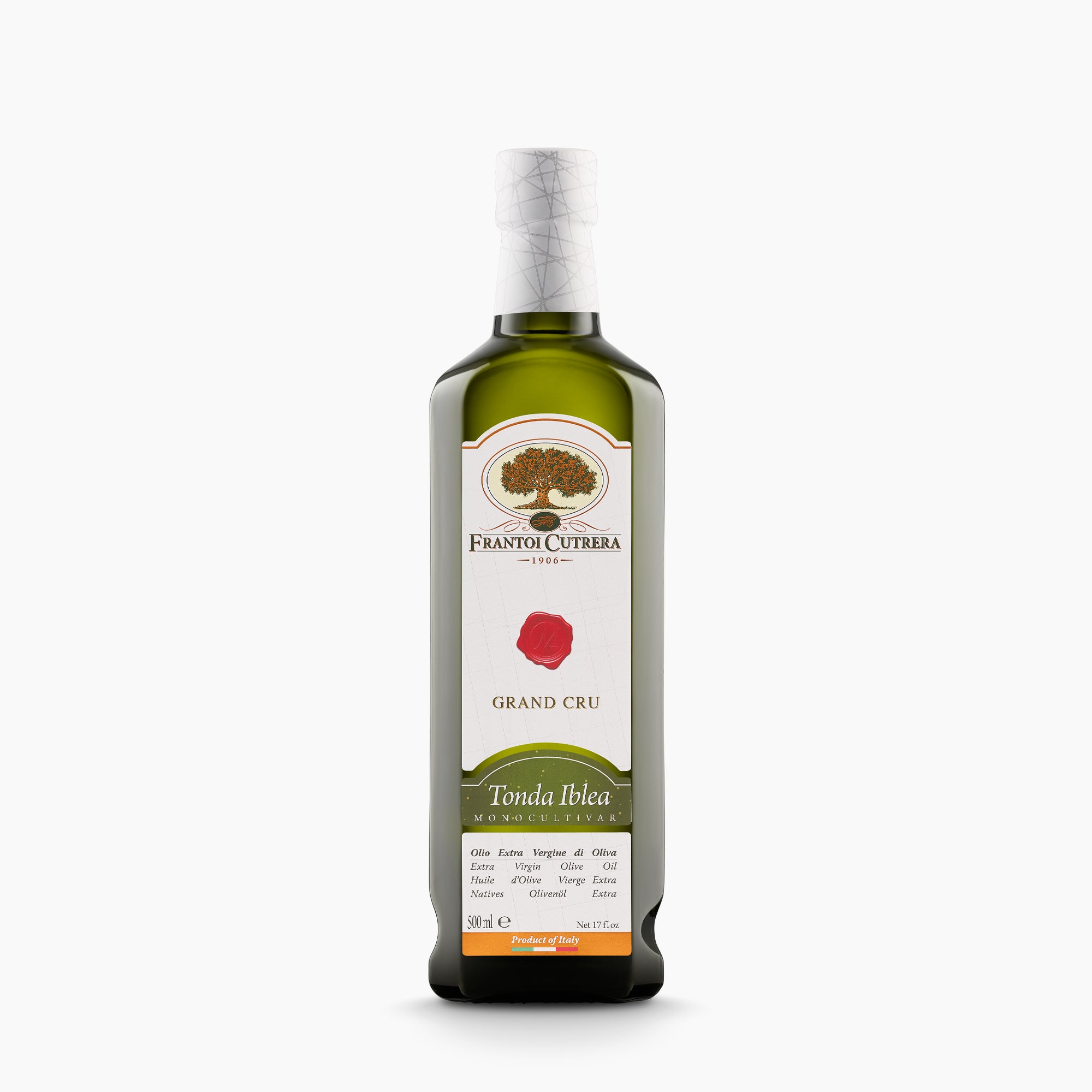 A 500 ml bottle of Frantoi Cutrera Grand Cru Tonda Iblea from Sicily, Italy.