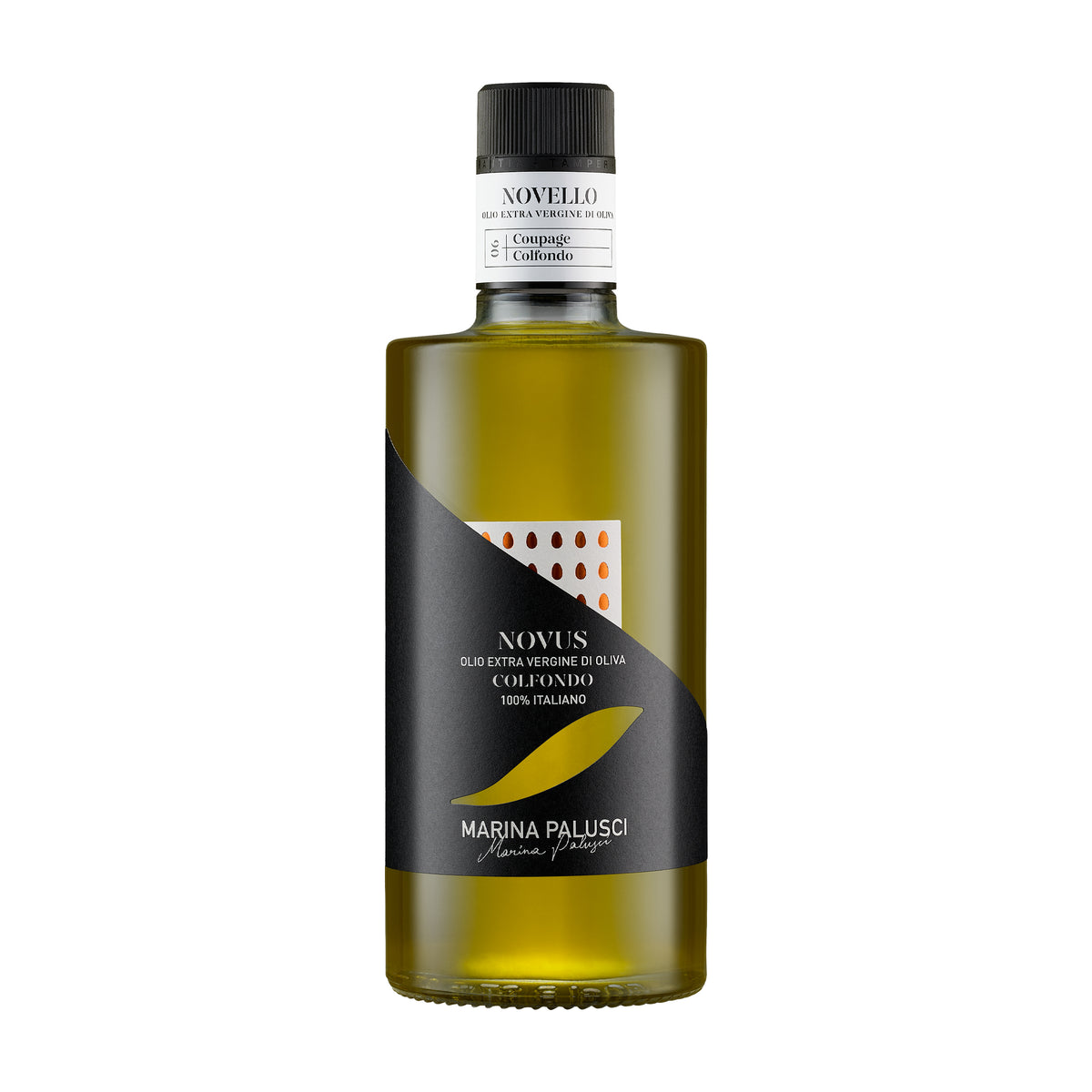 A 500ml bottle of Marina Palusci Novus
extra virgin olive oil.