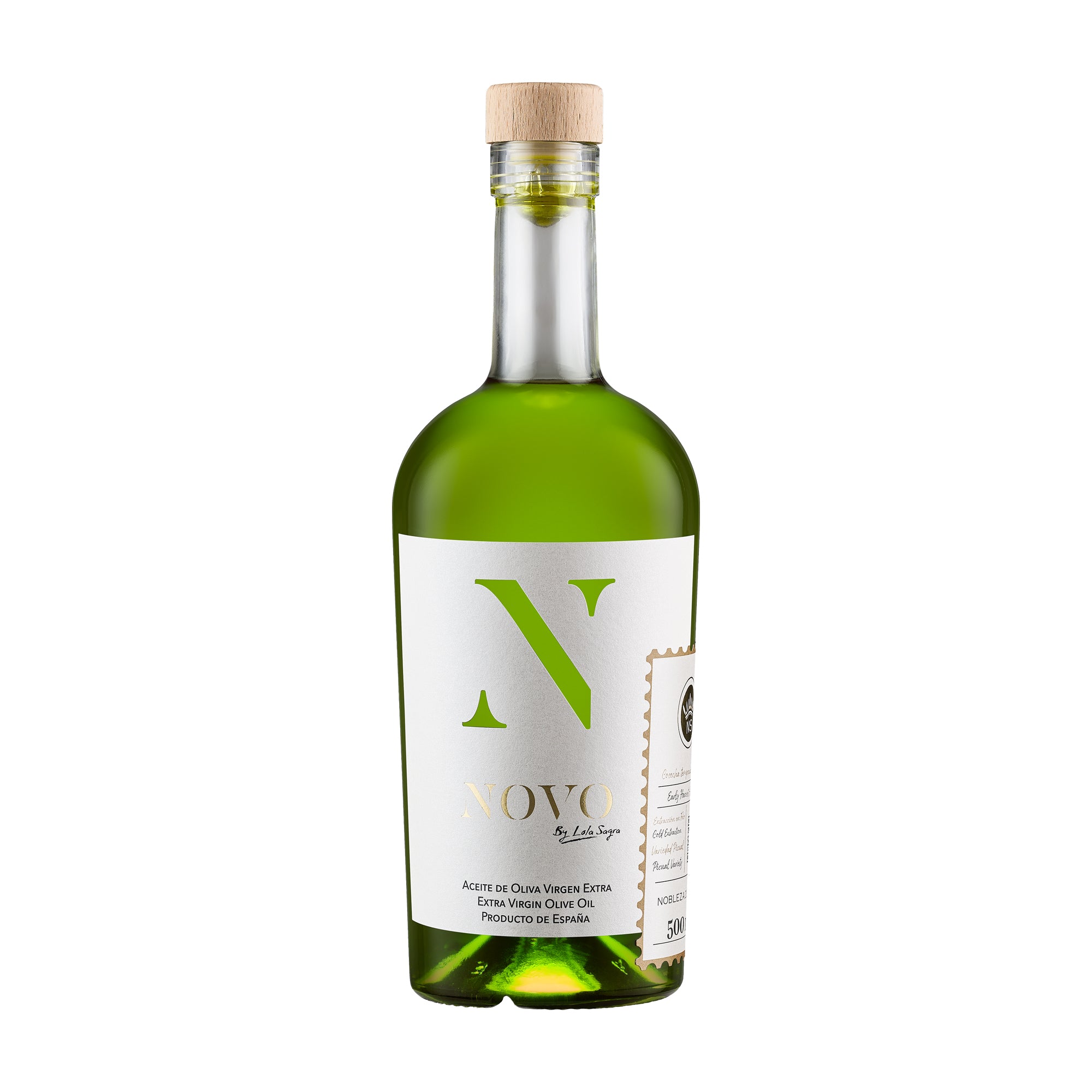 A 500ml bottle of Nobleza del Sur Novo by Lola Sagra extra virgin olive oil.