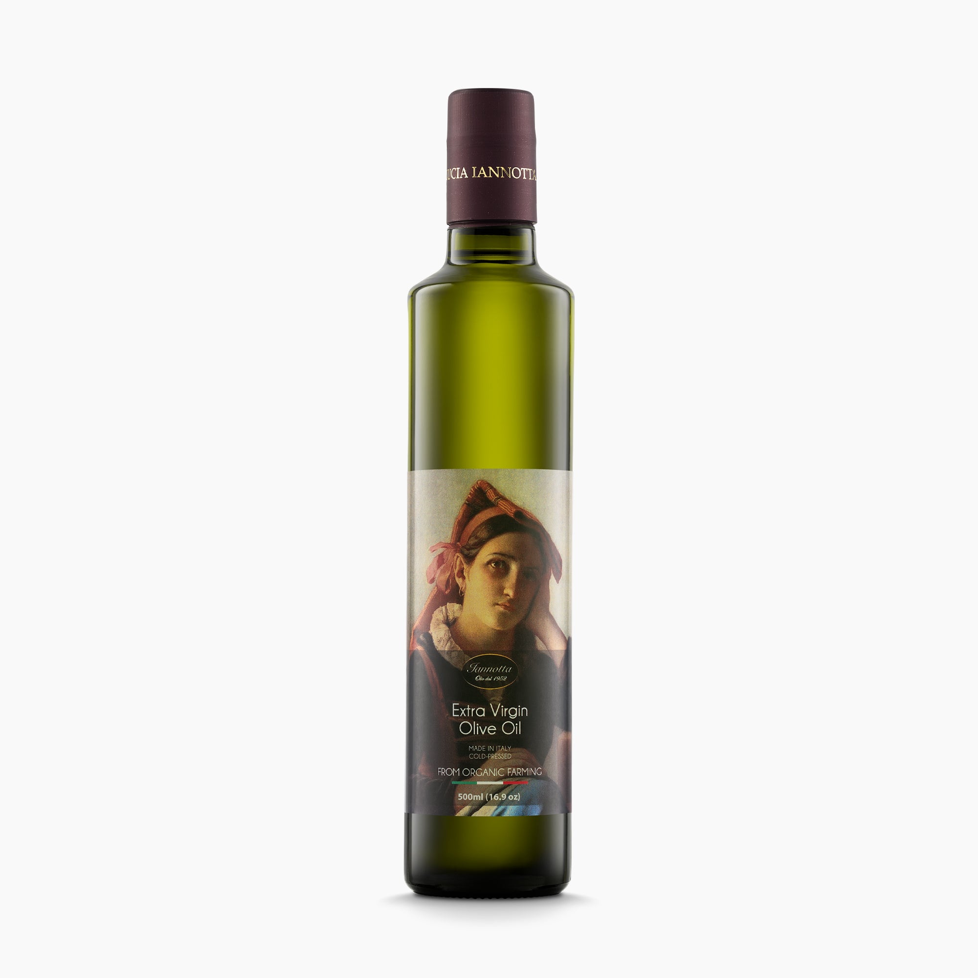 A 500 ml bottle of Iannotta Organic extra virgin olive oil from Lazio, Italy.