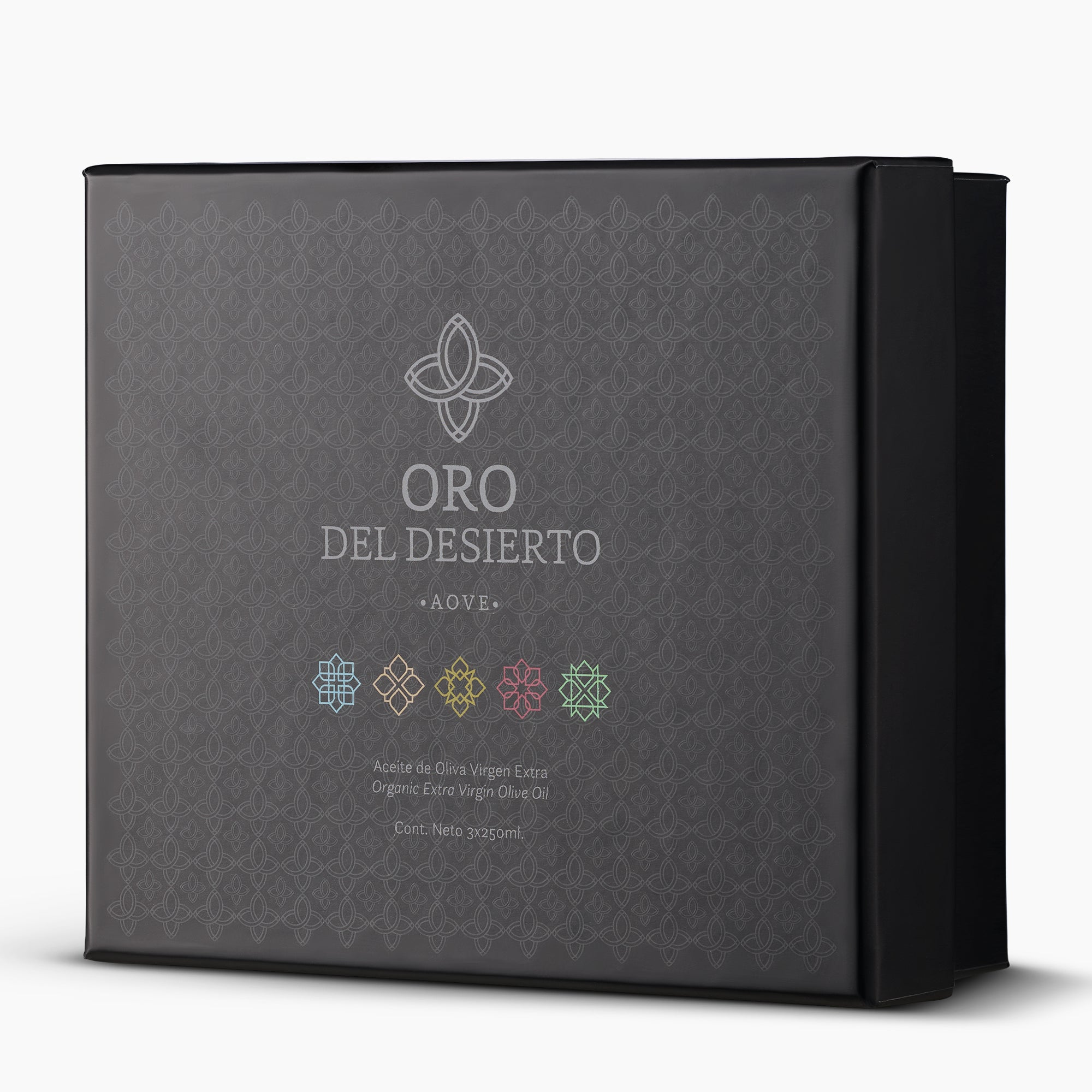 Elegant Oro del Desierto gift box for three 250 ml Organic Monocultivar extra virgin olive oils.