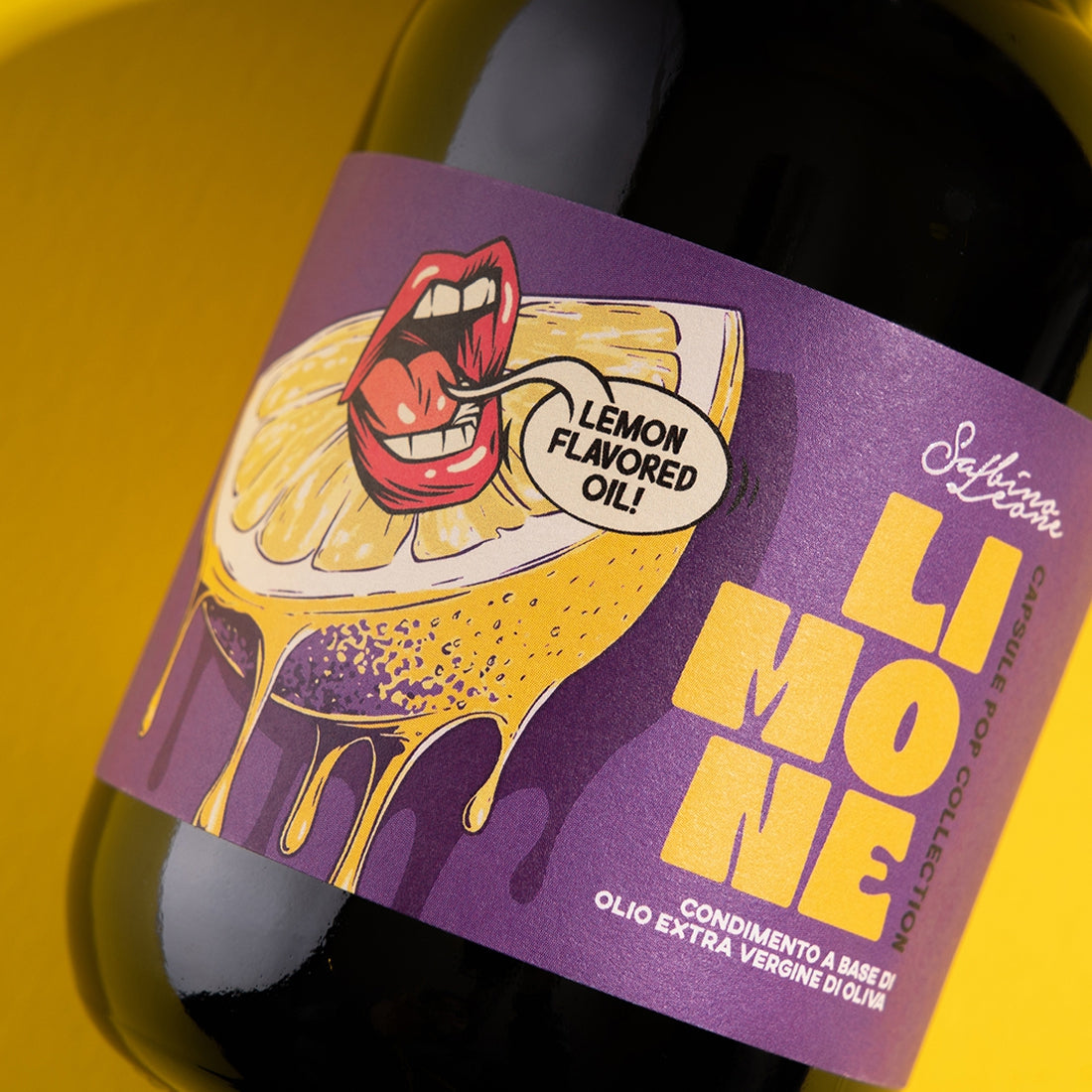 Close-up of the Sabino Leone Lemon bottle’s label.