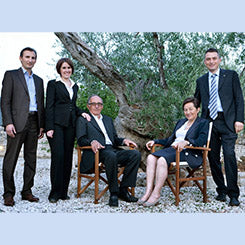 De Carlo family.